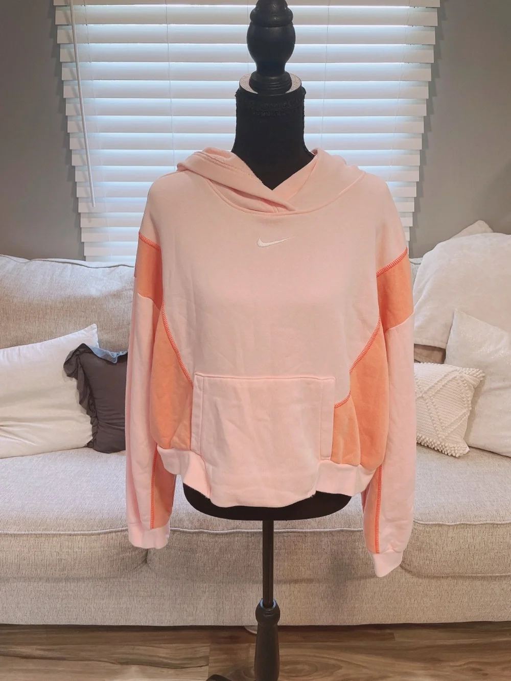 Nike Pink & Orange Cropped Hoodie Size XL